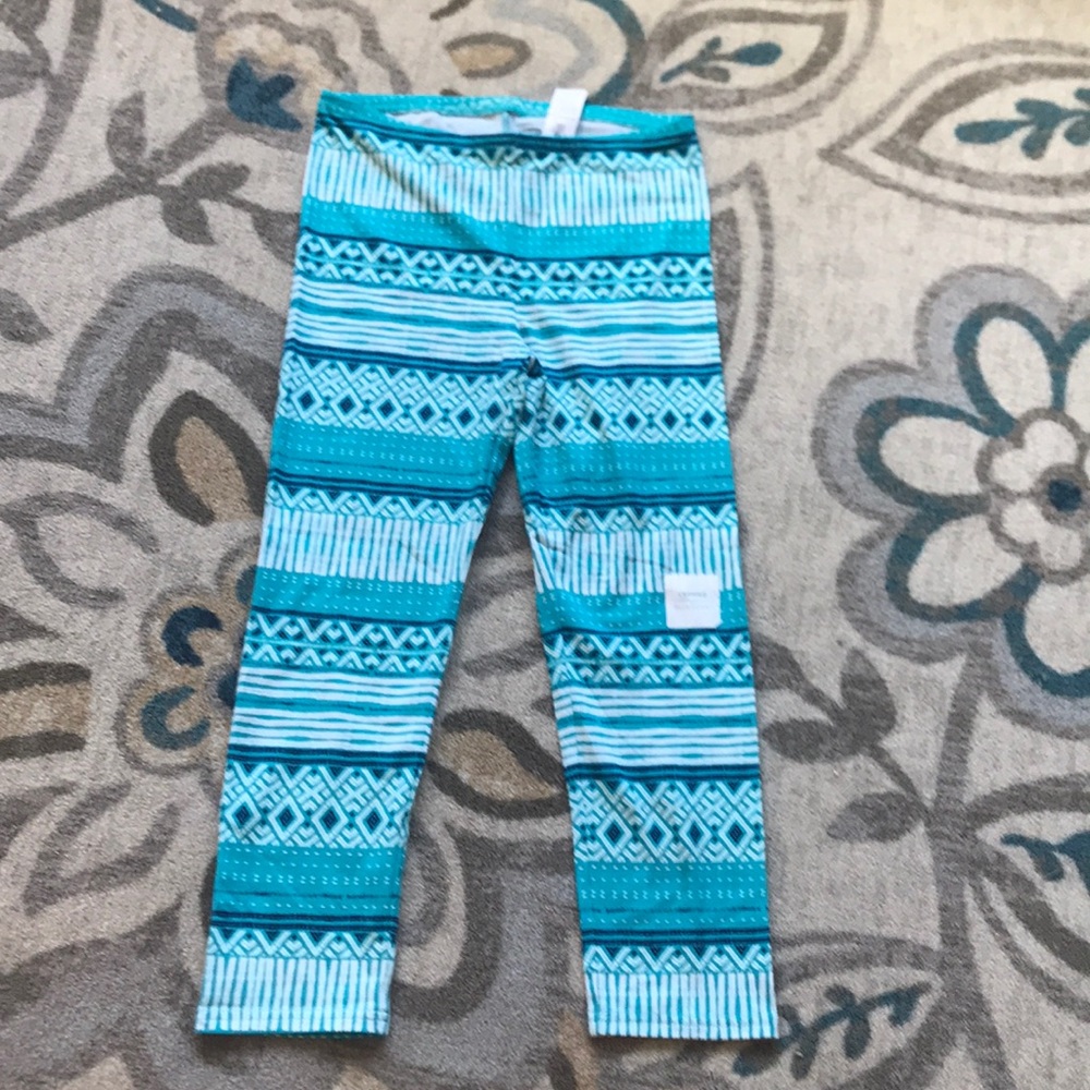 Cute patterned cropped leggings